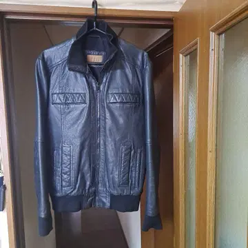 ZARA 가죽 자켓