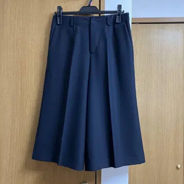 택없는 새상품 AMACA 네이비 가우초 팬츠 사이즈 L