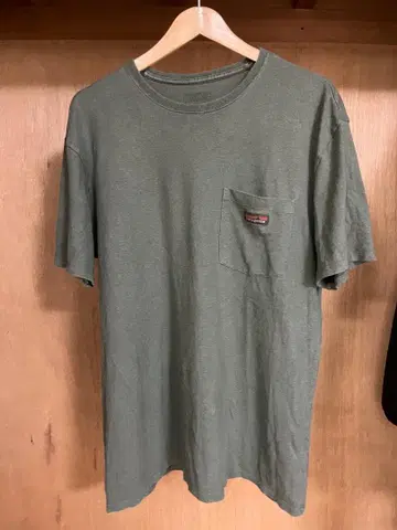 patagonia 올리브 그린 티셔츠