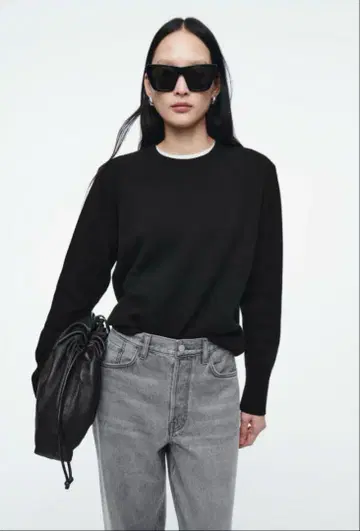 COS 캐시미어 100% 크루넥 니트