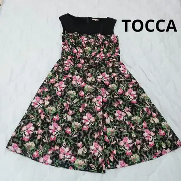 TOCCA 토카 꽃무늬 플레어 원피스 무릎 기장 슬리브리스