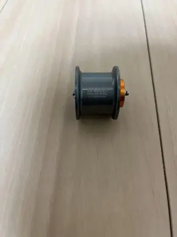 21 스티즈 리미티드 샬로우 스풀