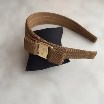 페라가모 머리띠