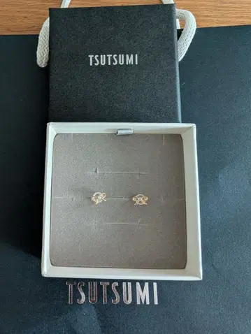 TSUTSUMI K10 귀걸이 미사용