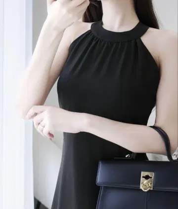 블랙 슬리브리스 원피스