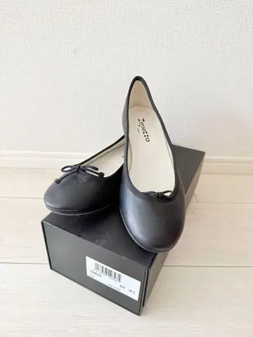 Repetto V086VA 블랙 플랫슈즈 39.5
