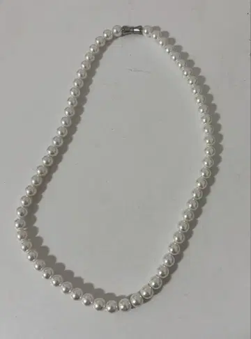 화이트 펄 목걸이