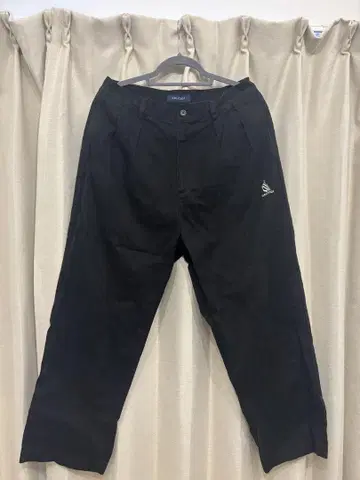 NAUTICA 블랙 치노 팬츠