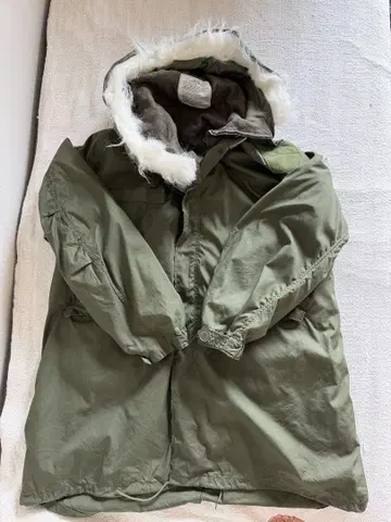 M65 피쉬테일 후드티