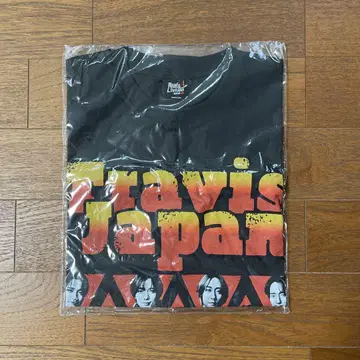 [미사용 새상품] TravisJapan WorldTour2024 티셔츠