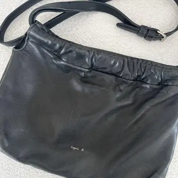 블랙 가죽 숄더백