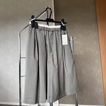 LOHEN 하프 팬츠