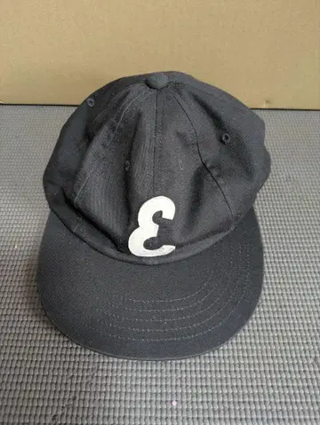 EKAL 블랙 캡