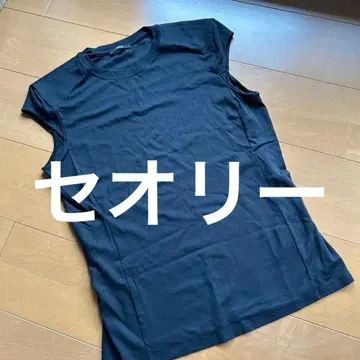 Theory 블랙 T셔츠 S사이즈