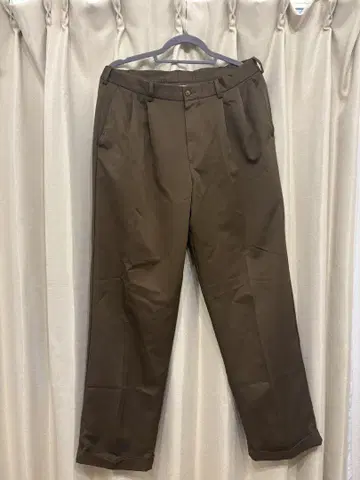 Van Heusen 브라운 슬랙스 34/32