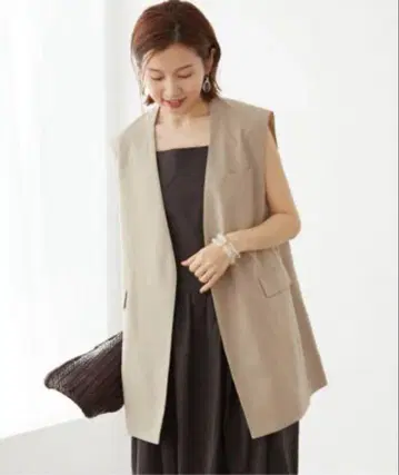 IENA 린넨라이크 노카라 베스트 38