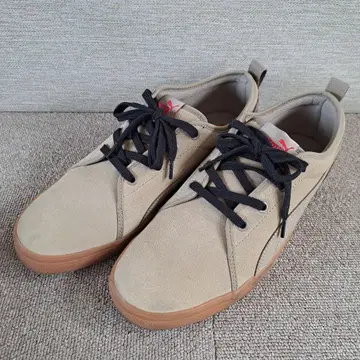 puma 푸마 베이지 스웨이드 스니커즈