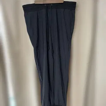 BCBGMAXAZRIA 그레이 조거 팬츠