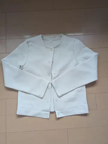 아이보리 긴팔 가디건 S 사이즈