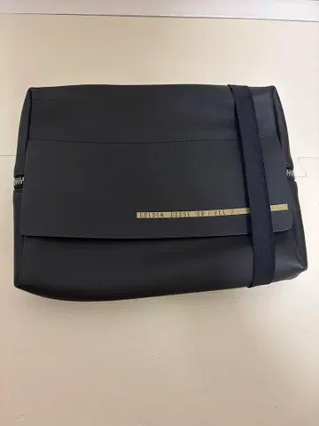 클러치백 GOLDEN GOOSE