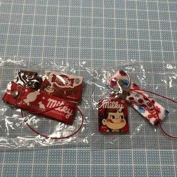 후지야 페코짱 스트랩 x 2개