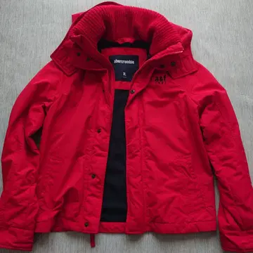 키즈 사이즈 abercrombie 다운 자켓 레드