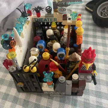 LEGO 극장 세트 미니 피규어 다수