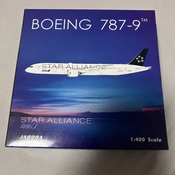 ANA Boeing 787-9 STAR ALLIANCE 1:400
