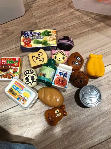호빵맨 계산대의 잡화