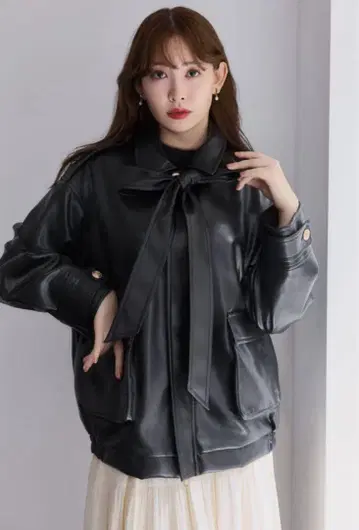 Herlipto 리본 타이 인조 가죽 재킷