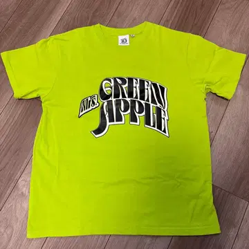 Mrs. GREEN APPLE 형광 그린 T셔츠 M