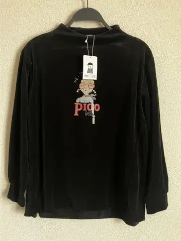 새상품 PICONE 피코네 벨로아 하이넥 풀오버