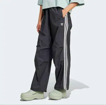 adidas 쓰리 스트라이프 우븐 파라슈트 팬츠