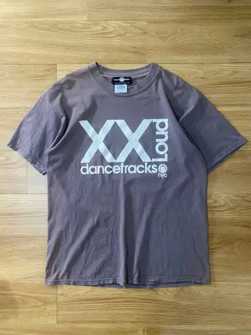 00's XX Loud dance tracks nyc tee