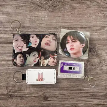 BTS bts 정국 캔뱃지 키링 패스 케이스 키링 파우치
