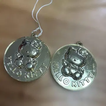 키티 기념 한정판 메달 세트