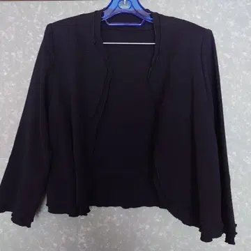 [ 새상품급 ] 시선당 볼레로 블랙 크레이프 원단 프릴