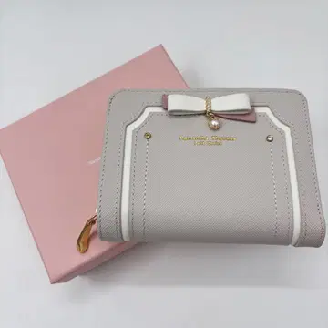 새상품 박스 포함 미사용 사만다 타바사 현행 접이식 지갑