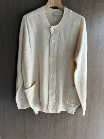 THE HINOKI 아이보리 가디건
