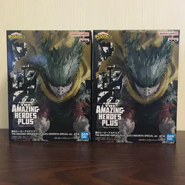 2체 세트 AMAZING HEROES PLUS 블랙데쿠 SPECIAL