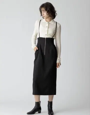 알아바일 프론트 지퍼 서스펜더 스커트