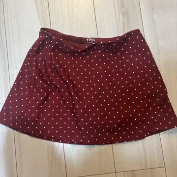 YPB 버건디 도트 무늬 플레어 스커트 S 사이즈