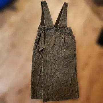 [ 새상품급 ] BEAMS HEART 카키 살로펫 스커트