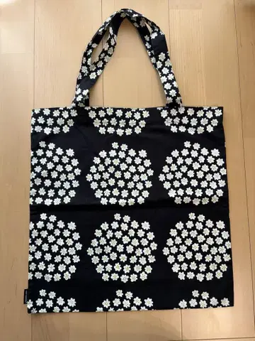 (새상품급) merimekko 푸케티 토트백 블랙 x 그린