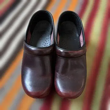 dansko 35