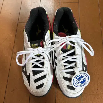 미즈노 테니스화 WIDE 화이트/레드/블랙