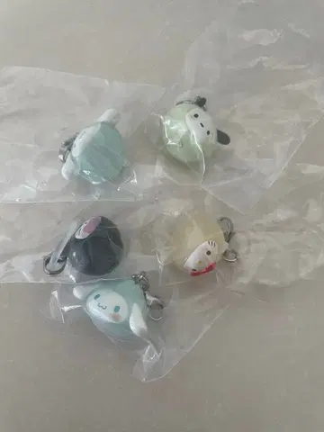 산리오 캐릭터즈 메지루시 액세서리 ~나리키리만~ 4종류