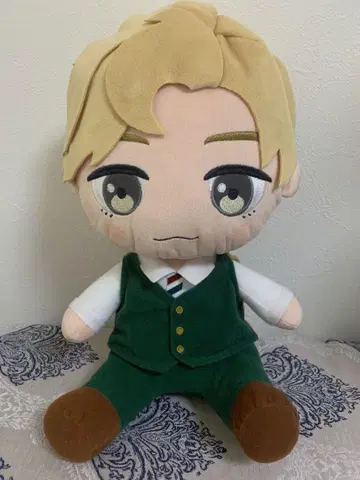 BTS TinyTAN V 메가 점보 앉은 봉제 인형