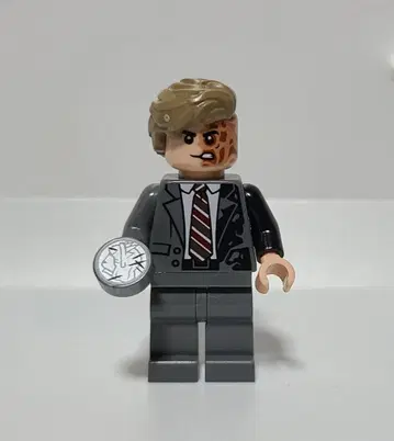 76303 LEGO 투 페이스