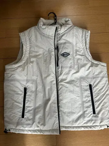 unknown 화이트 다운 베스트